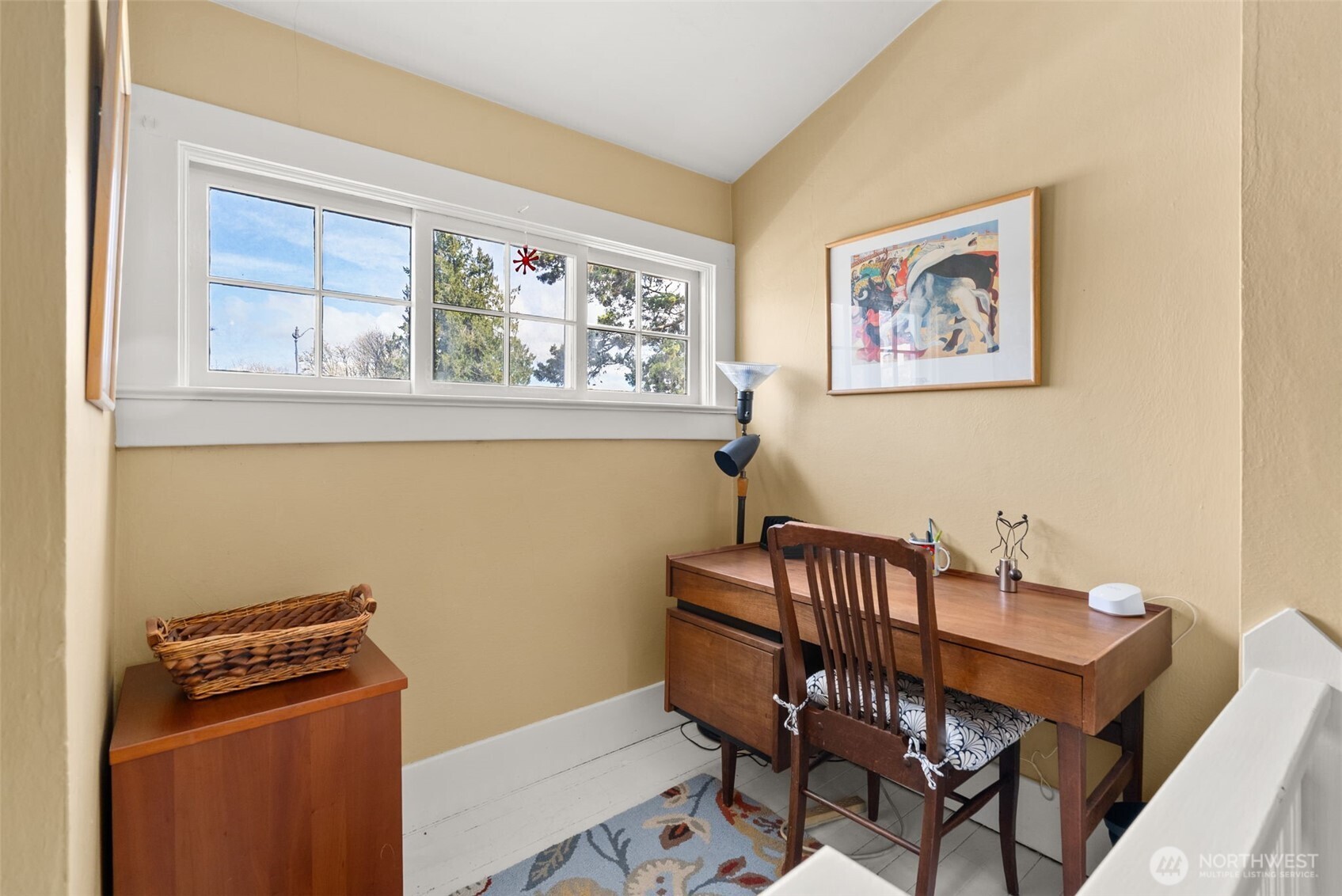 813 Midway Avenue NW, Olympia, WA 98502