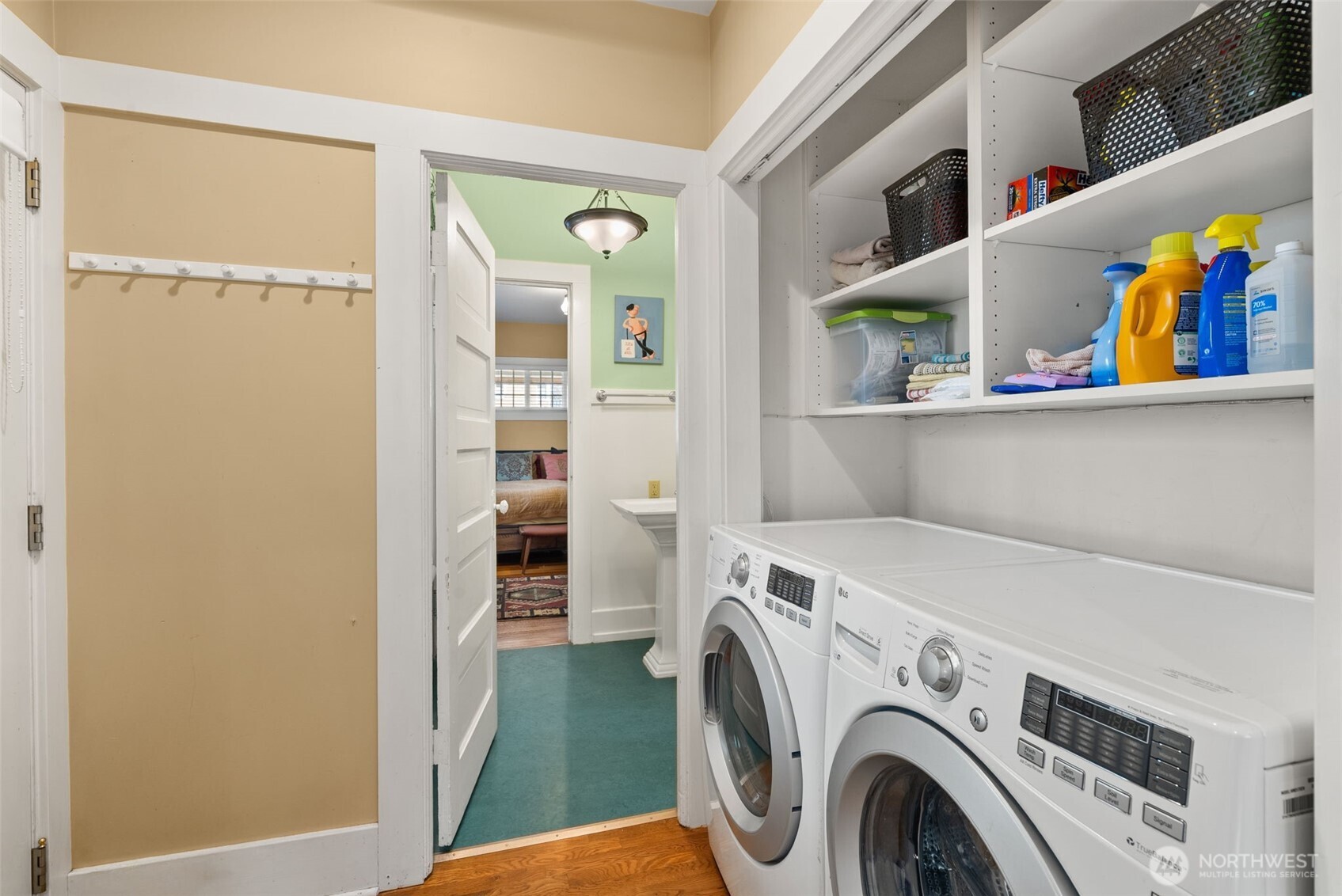 813 Midway Avenue NW, Olympia, WA 98502