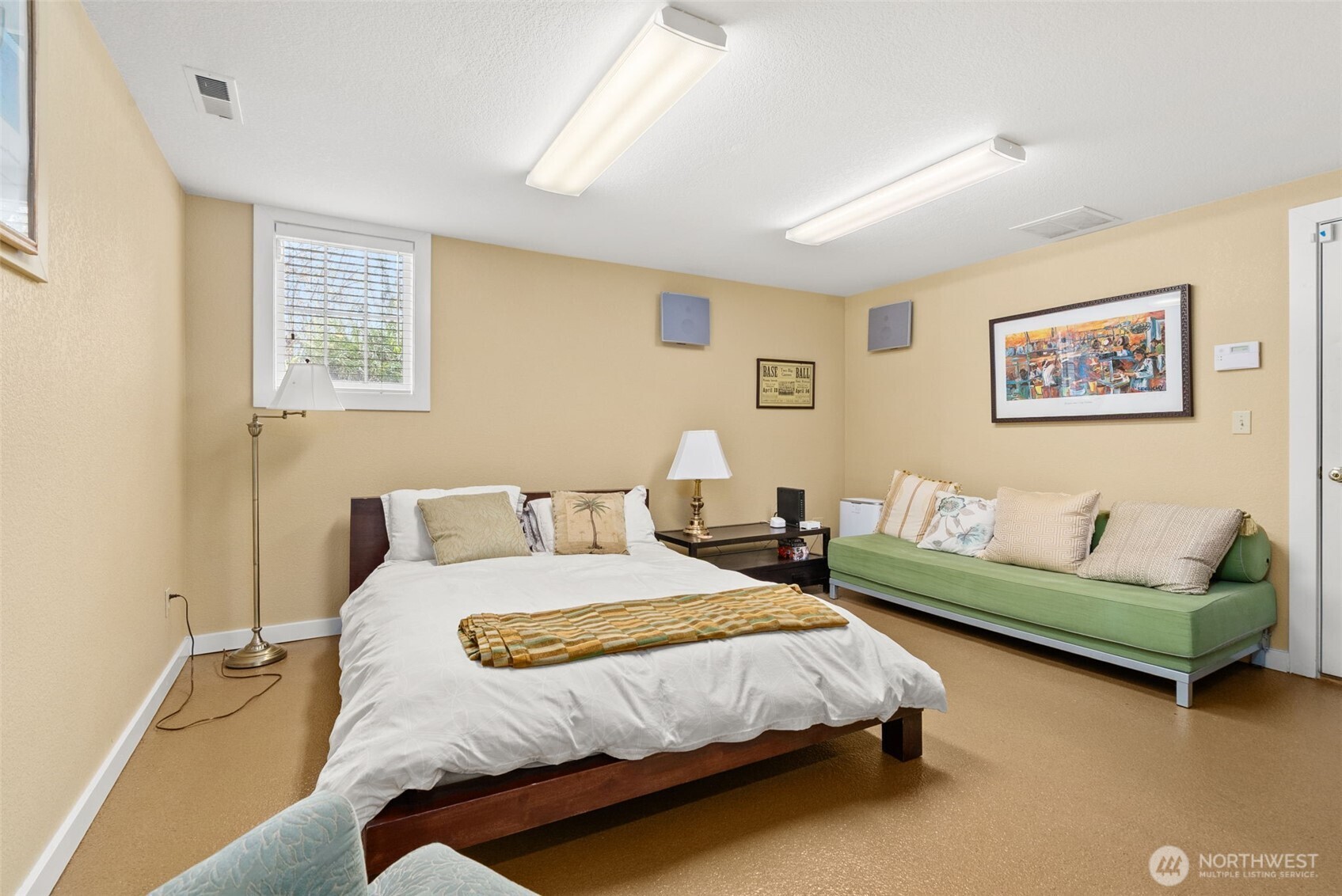 813 Midway Avenue NW, Olympia, WA 98502