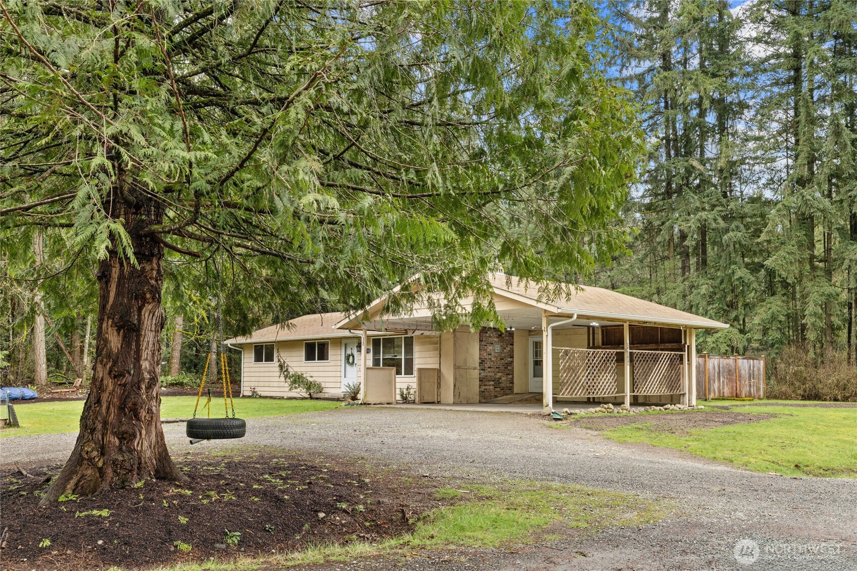 24710 217th Avenue SE, Maple Valley, WA 98038