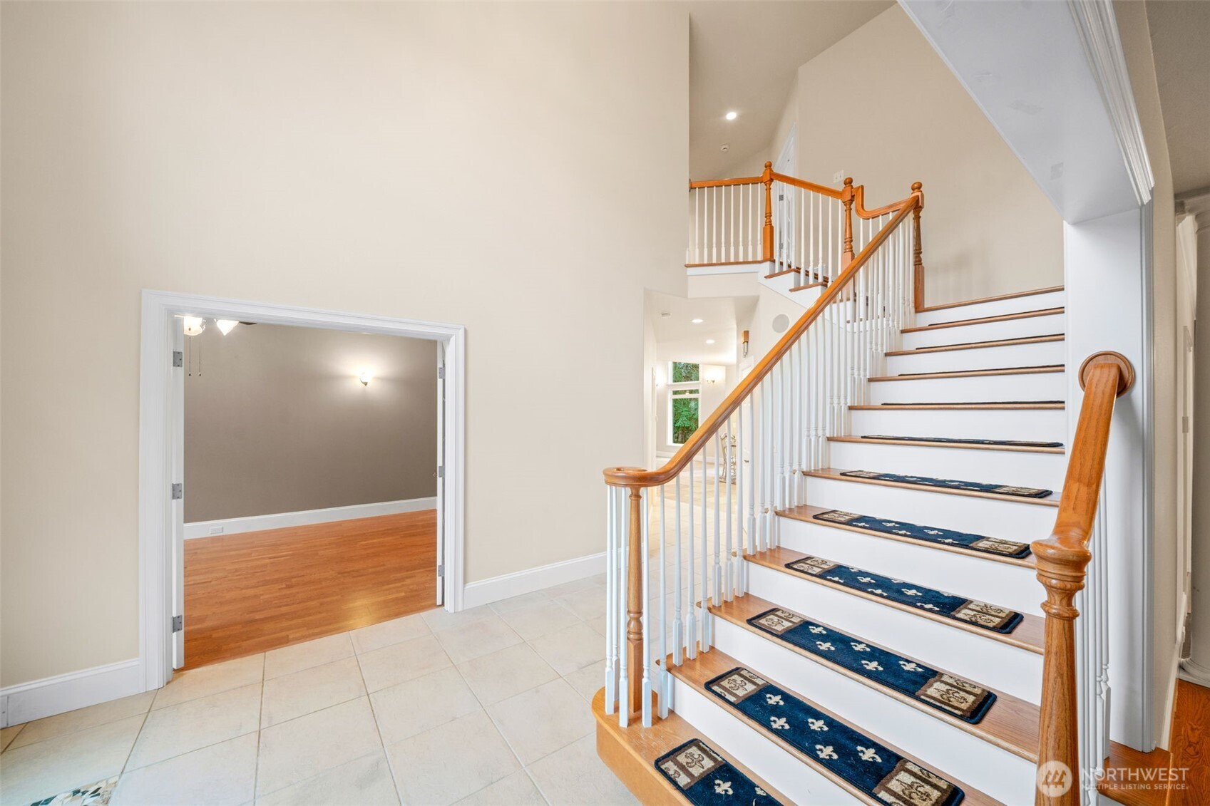 6221 63rd Avenue NE, Olympia, WA 98516