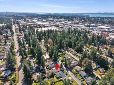 14022 Roslyn Place N, Seattle, WA 98133 - Photo 11