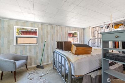 14022 Roslyn Place N, Seattle, WA 98133 - Photo 22