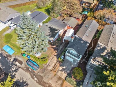 14022 Roslyn Place N, Seattle, WA 98133 - Photo 9