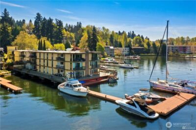 4561 Lake Washington Boulevard NE #203, Kirkland, WA 98033 - Photo 4