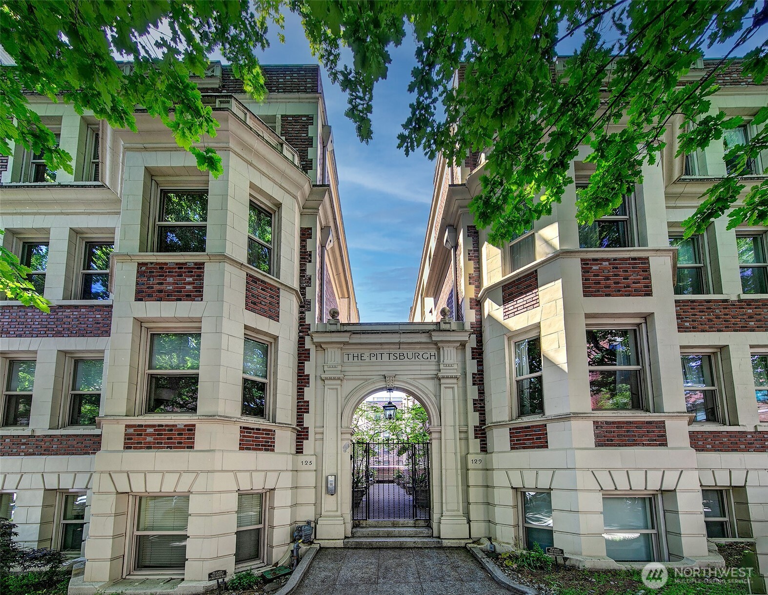 125 Warren Avenue N #J, Seattle, WA 98109