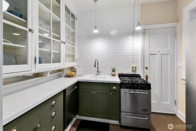 125 Warren Avenue N #J, Seattle, WA 98109 - Photo 11