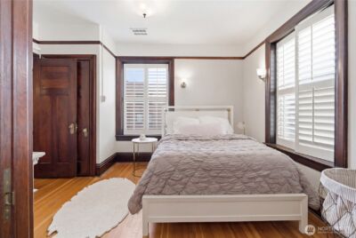 125 Warren Avenue N #J, Seattle, WA 98109 - Photo 32