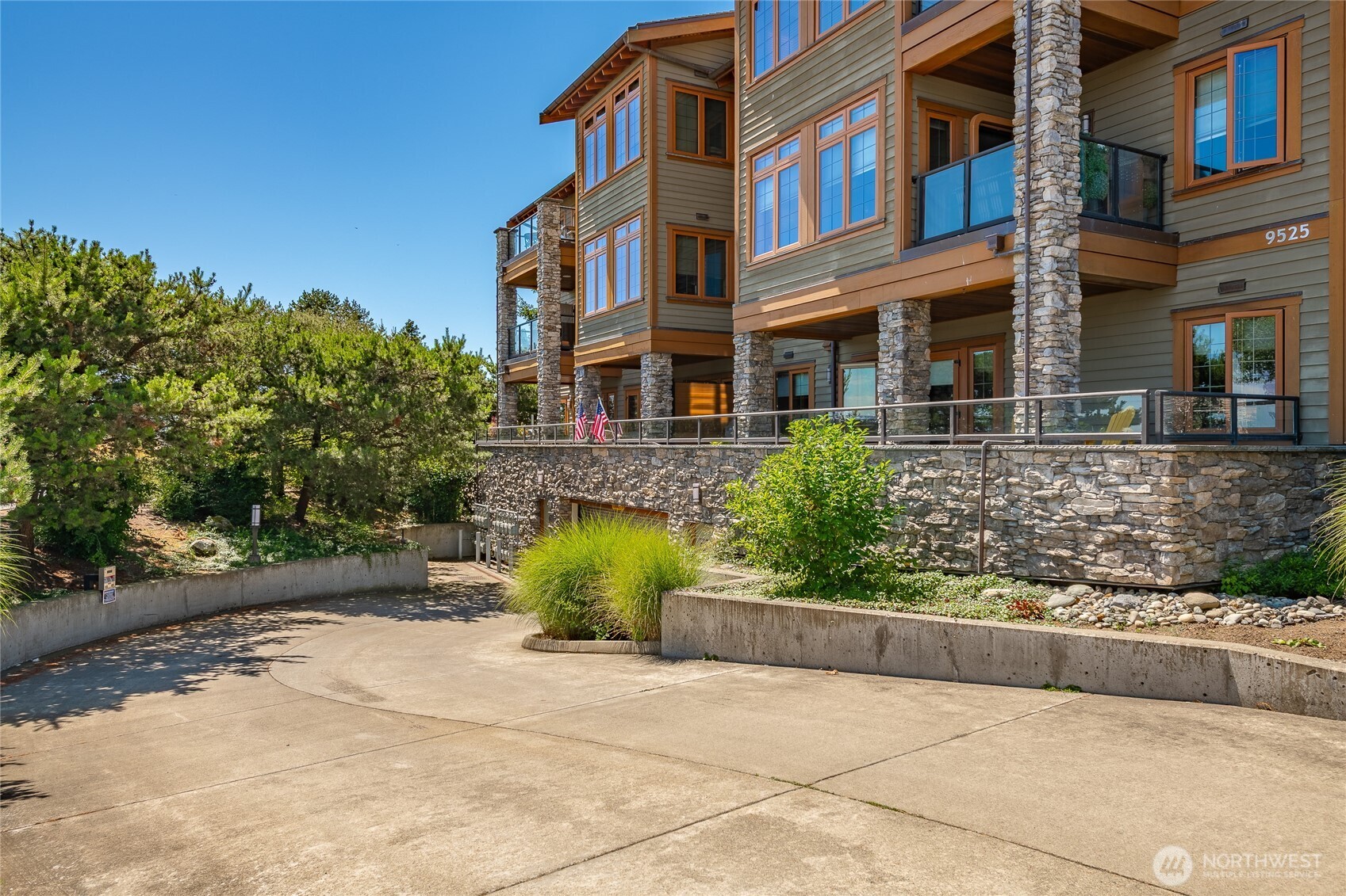 9525 Semiahmoo Parkway #A204, Blaine, WA 98230