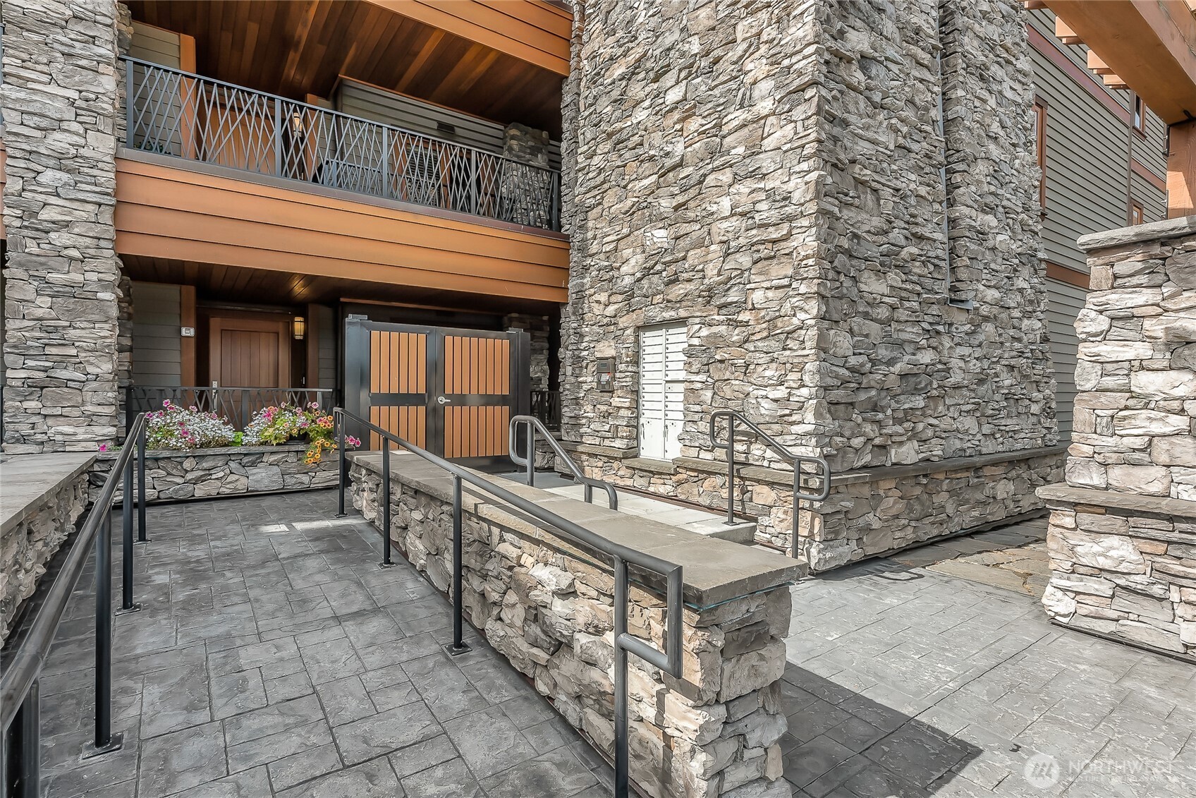 9525 Semiahmoo Parkway #A204, Blaine, WA 98230