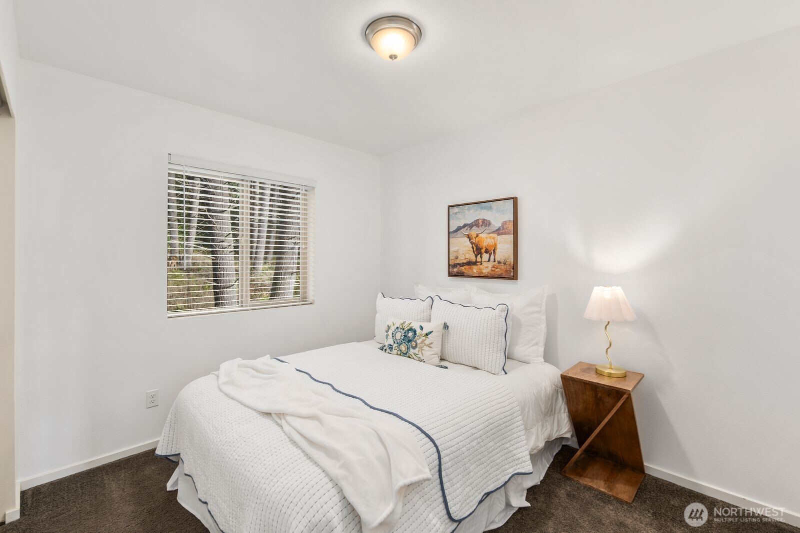 10686 NE Dawson Way , Kingston, WA 98346-8511