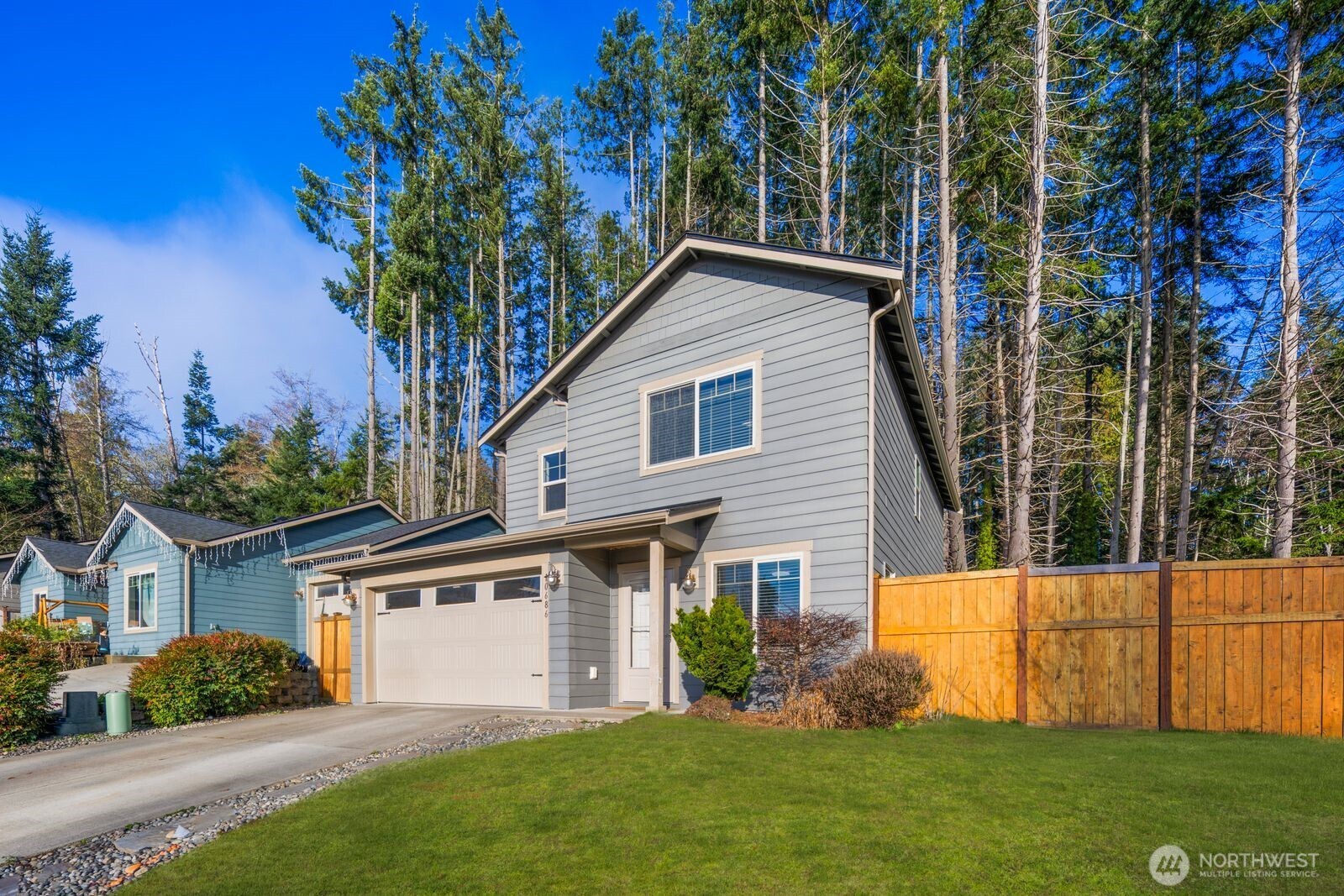 10686 NE Dawson Way , Kingston, WA 98346-8511