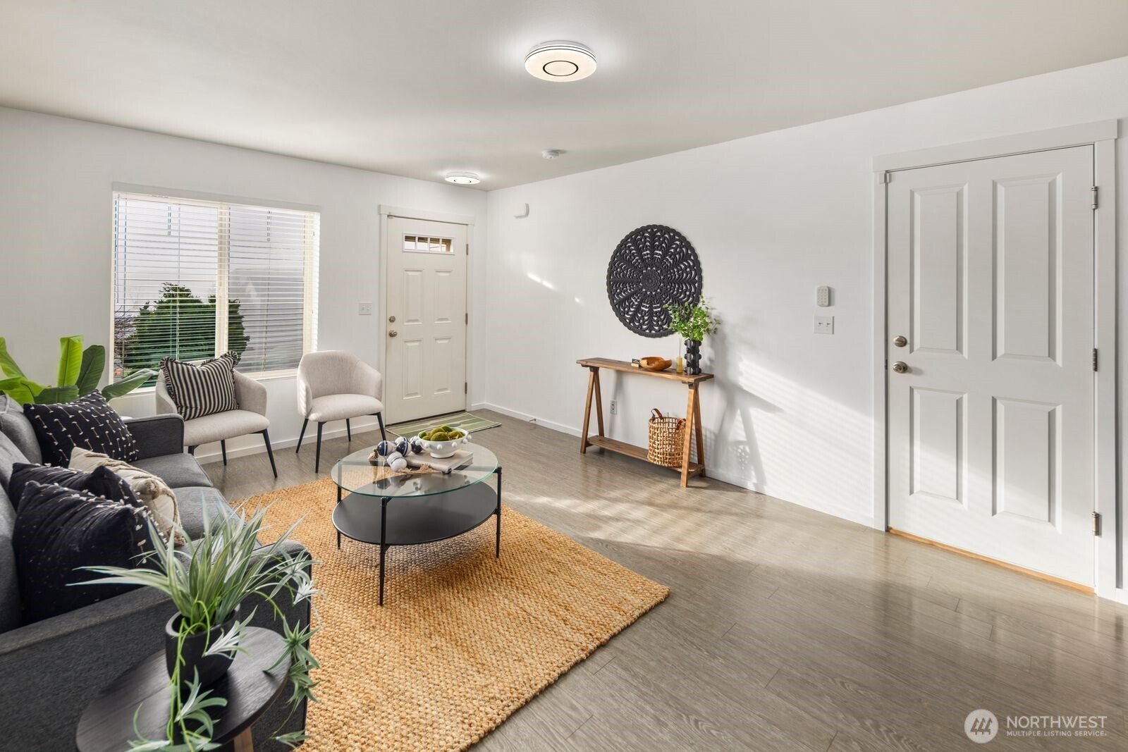 10686 NE Dawson Way , Kingston, WA 98346-8511