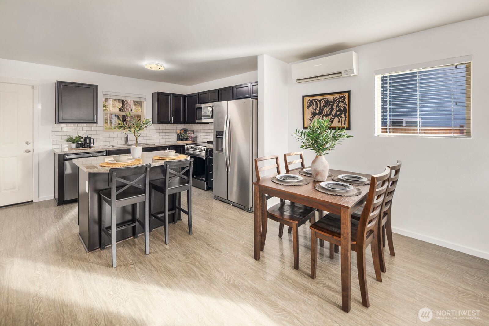 10686 NE Dawson Way , Kingston, WA 98346-8511