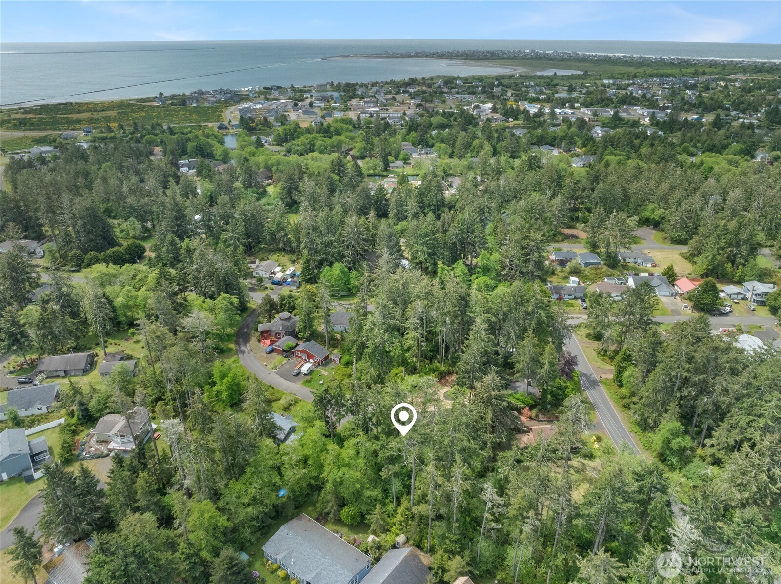 958 Washoe Court SE, Ocean Shores, WA 98569