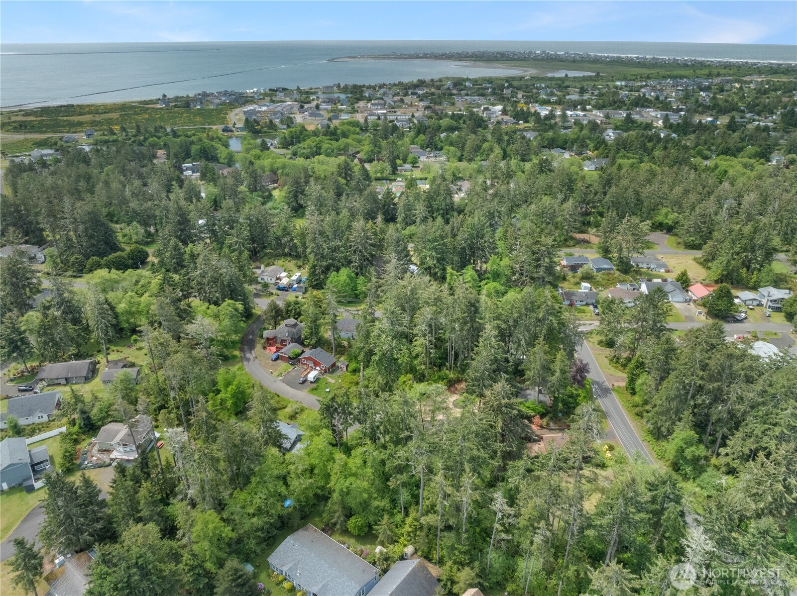 958 Washoe Court SE, Ocean Shores, WA 98569