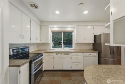 600 Craig Street , Walla Walla, WA 99362 - Photo 8