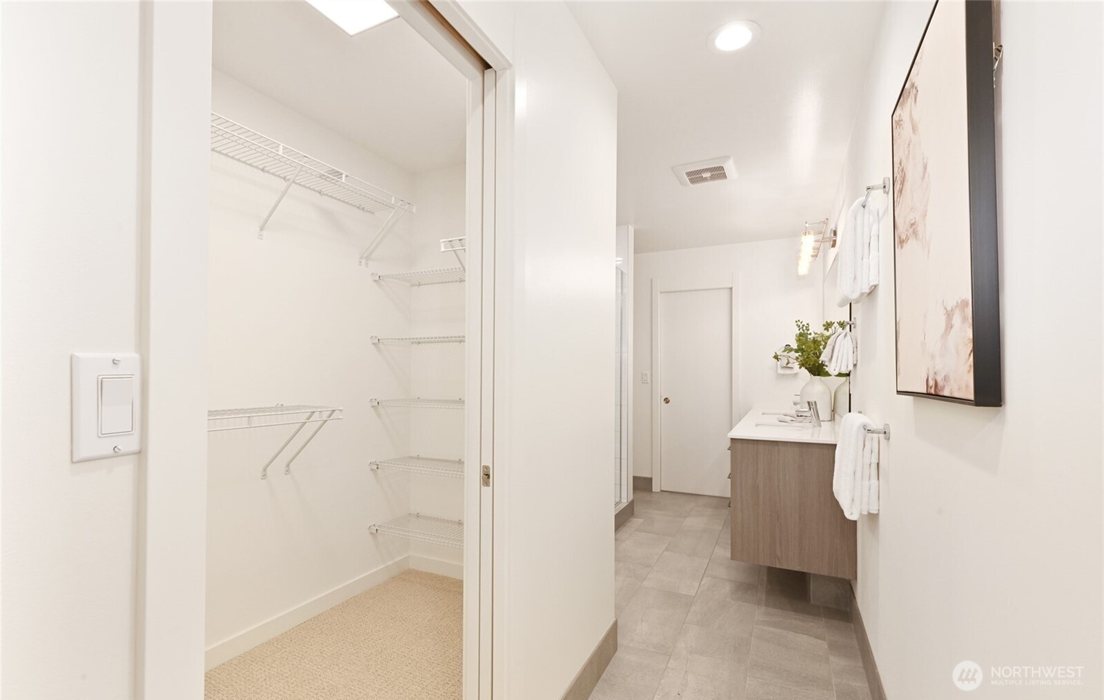 3310 W Government Way #A, Seattle, WA 98199