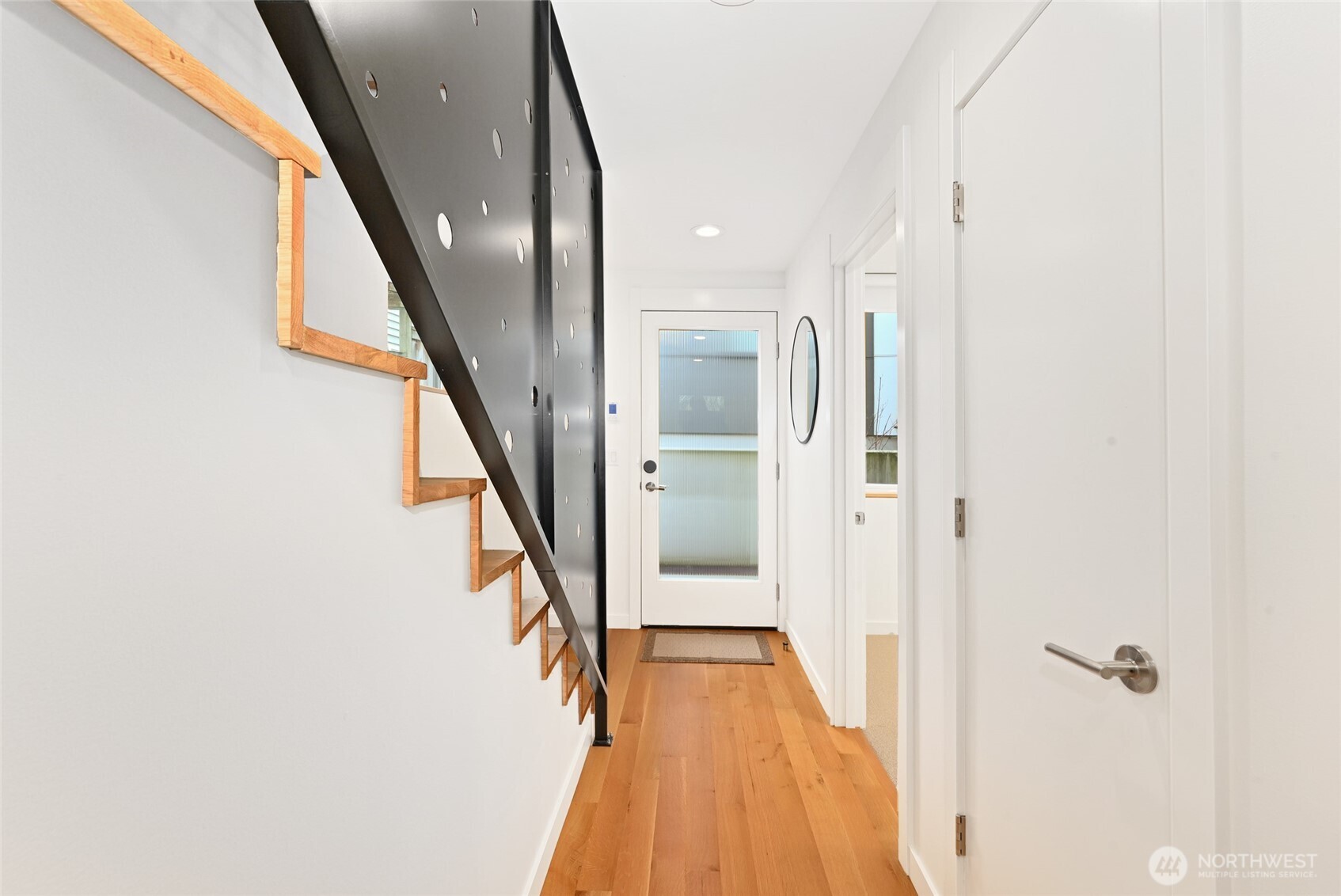 3310 W Government Way #A, Seattle, WA 98199