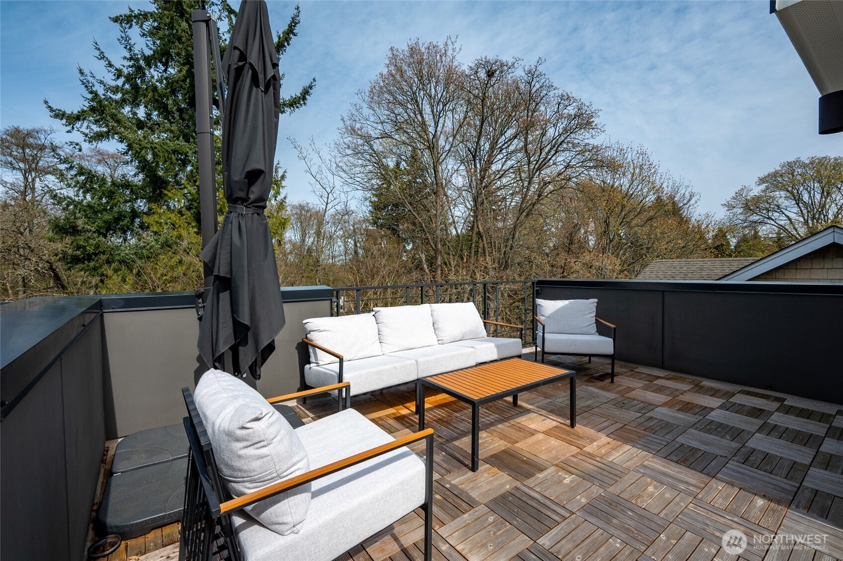 3310 W Government Way #A, Seattle, WA 98199