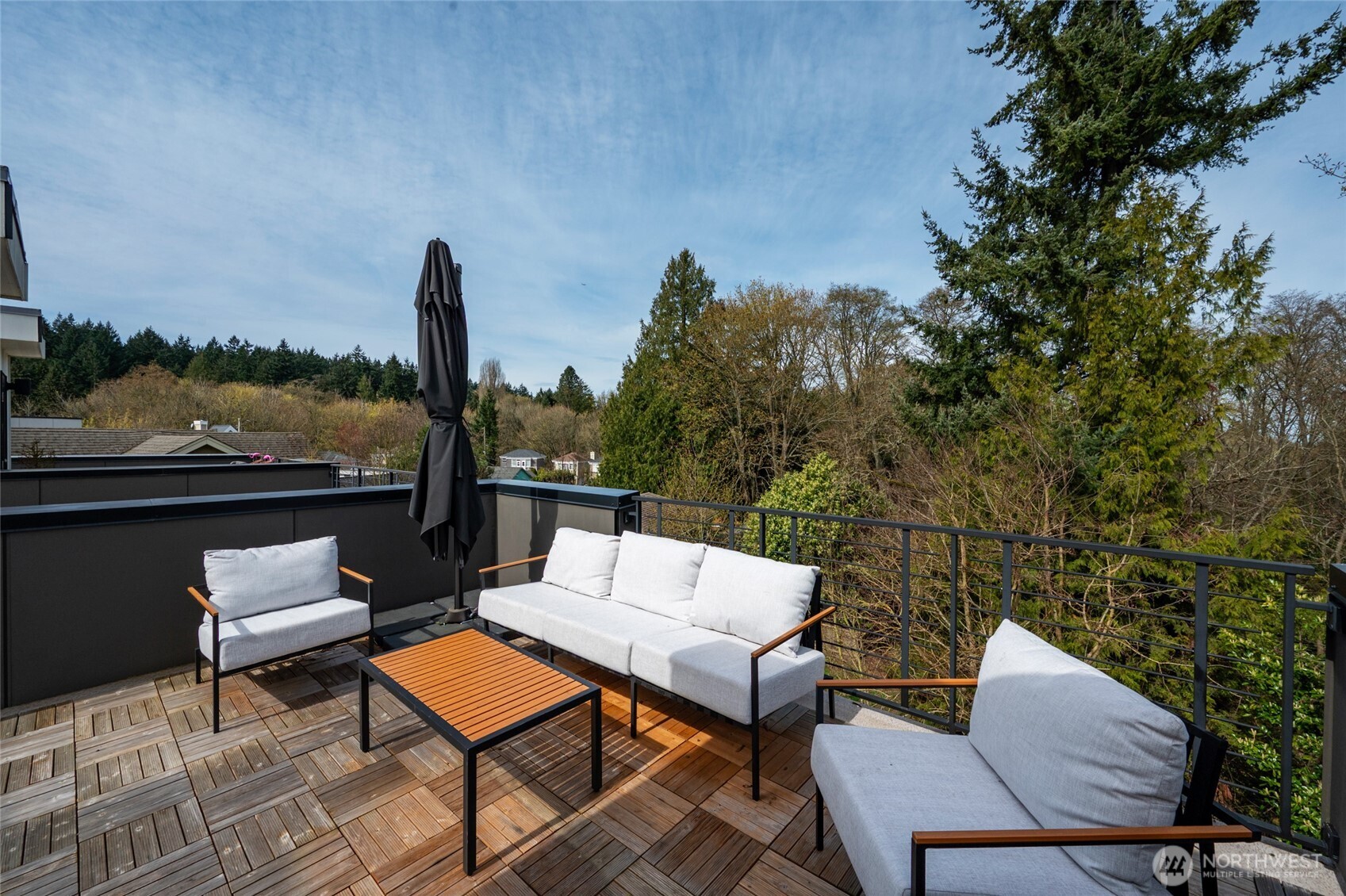 3310 W Government Way #A, Seattle, WA 98199