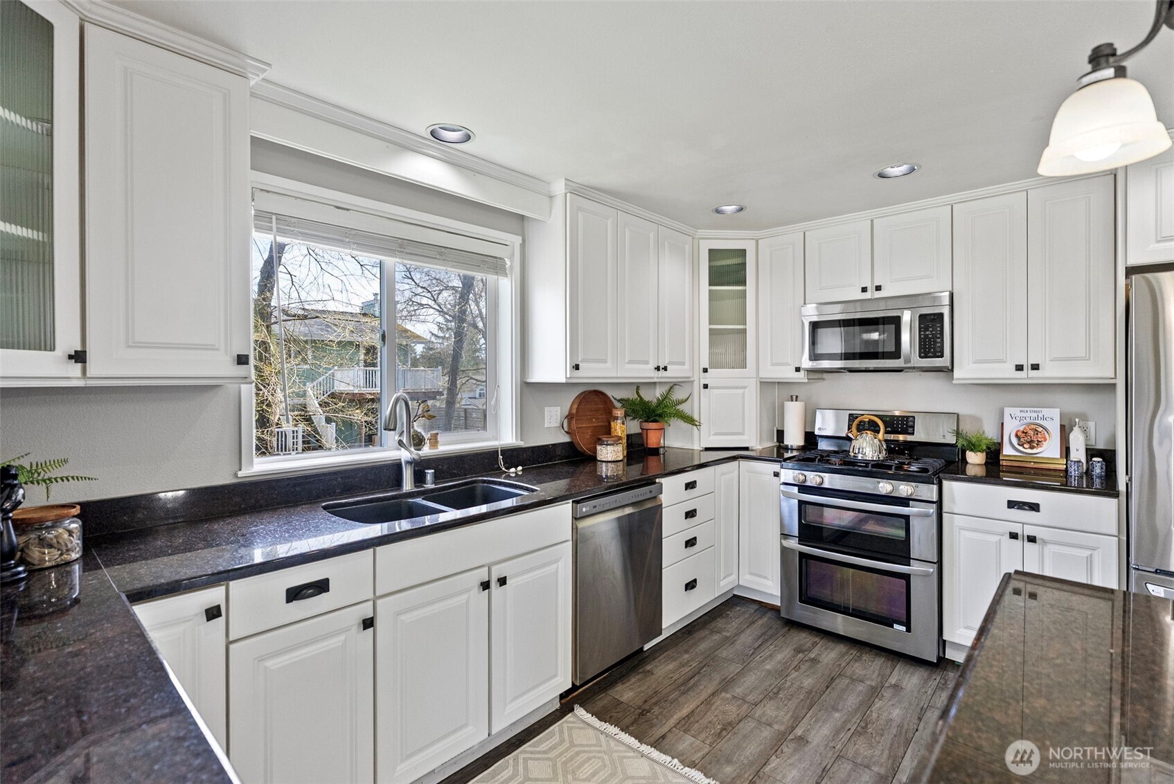 4071 SE Saxon Court , Port Orchard, WA 98366