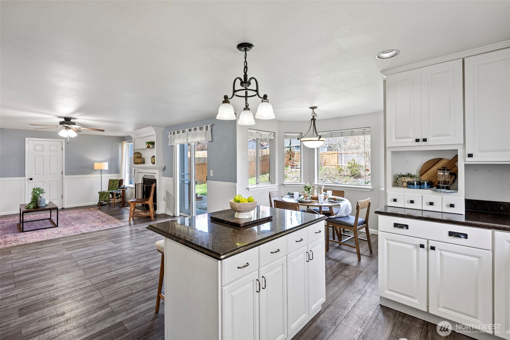 4071 SE Saxon Court , Port Orchard, WA 98366