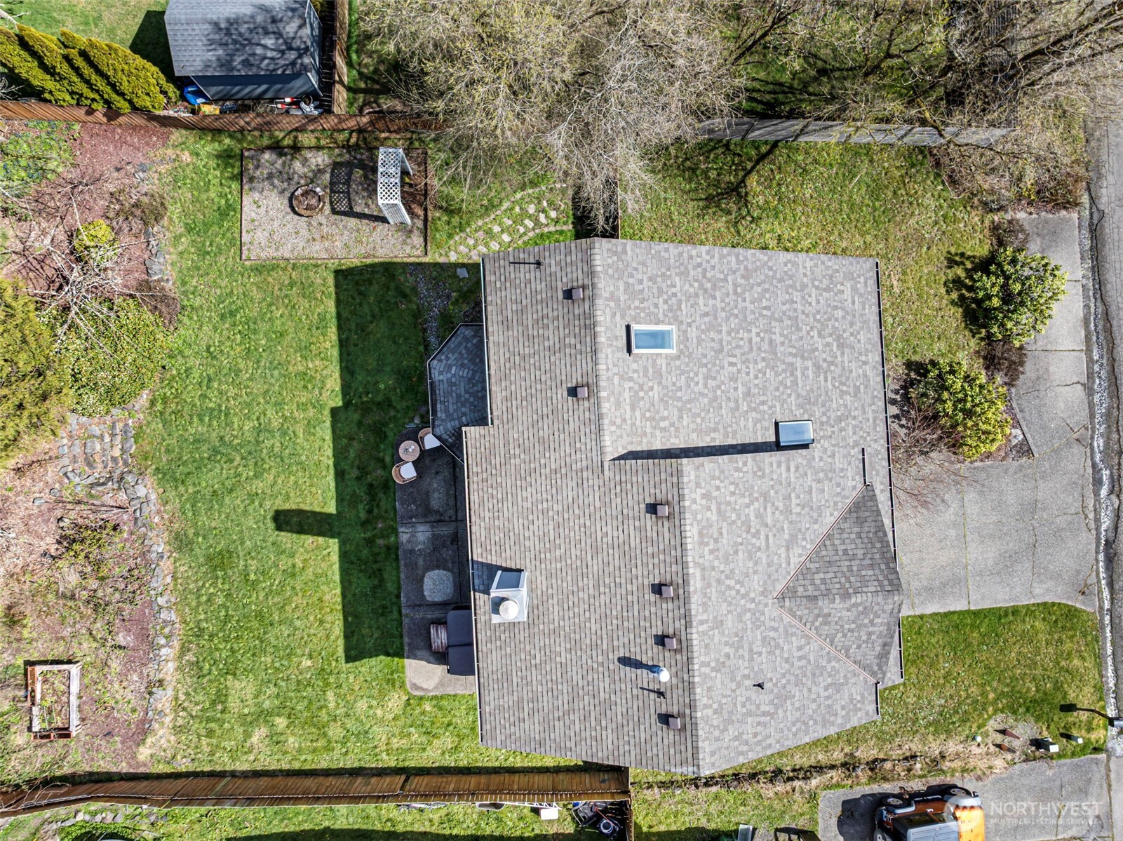 4071 SE Saxon Court , Port Orchard, WA 98366