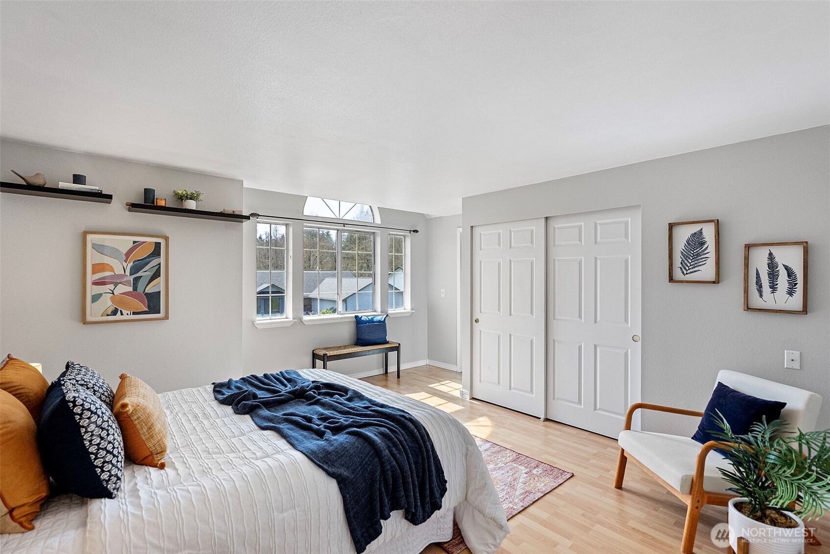 4071 SE Saxon Court , Port Orchard, WA 98366