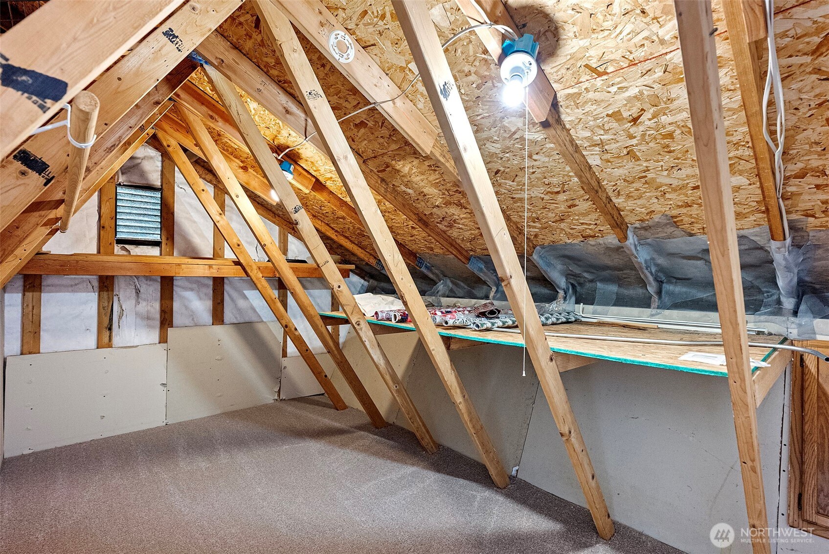 4071 SE Saxon Court , Port Orchard, WA 98366