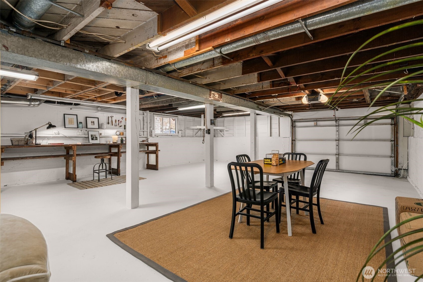 7221 4th Avenue NW, Seattle, WA 98117-4914