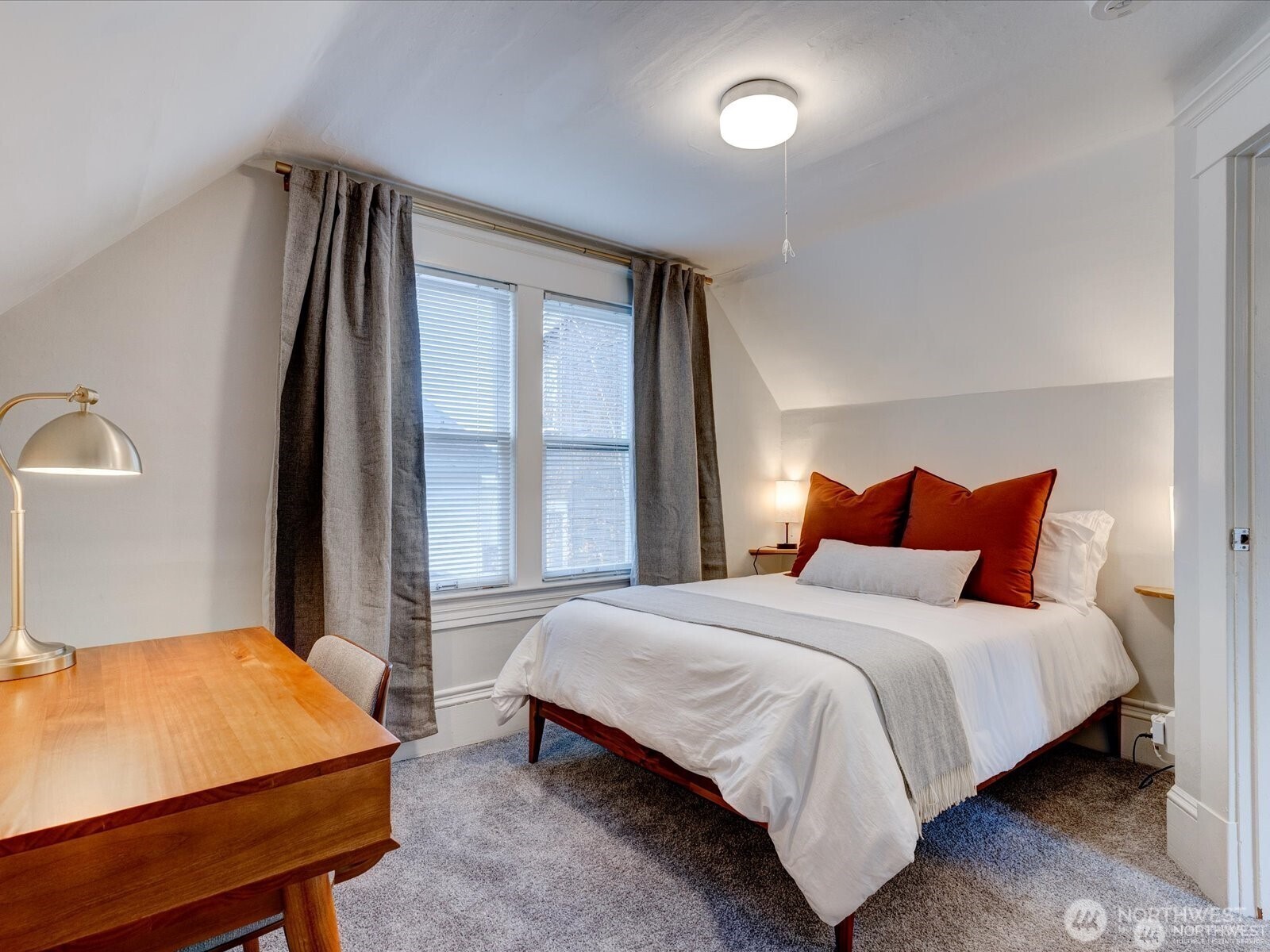 1626 39th Avenue E, Seattle, WA 98112