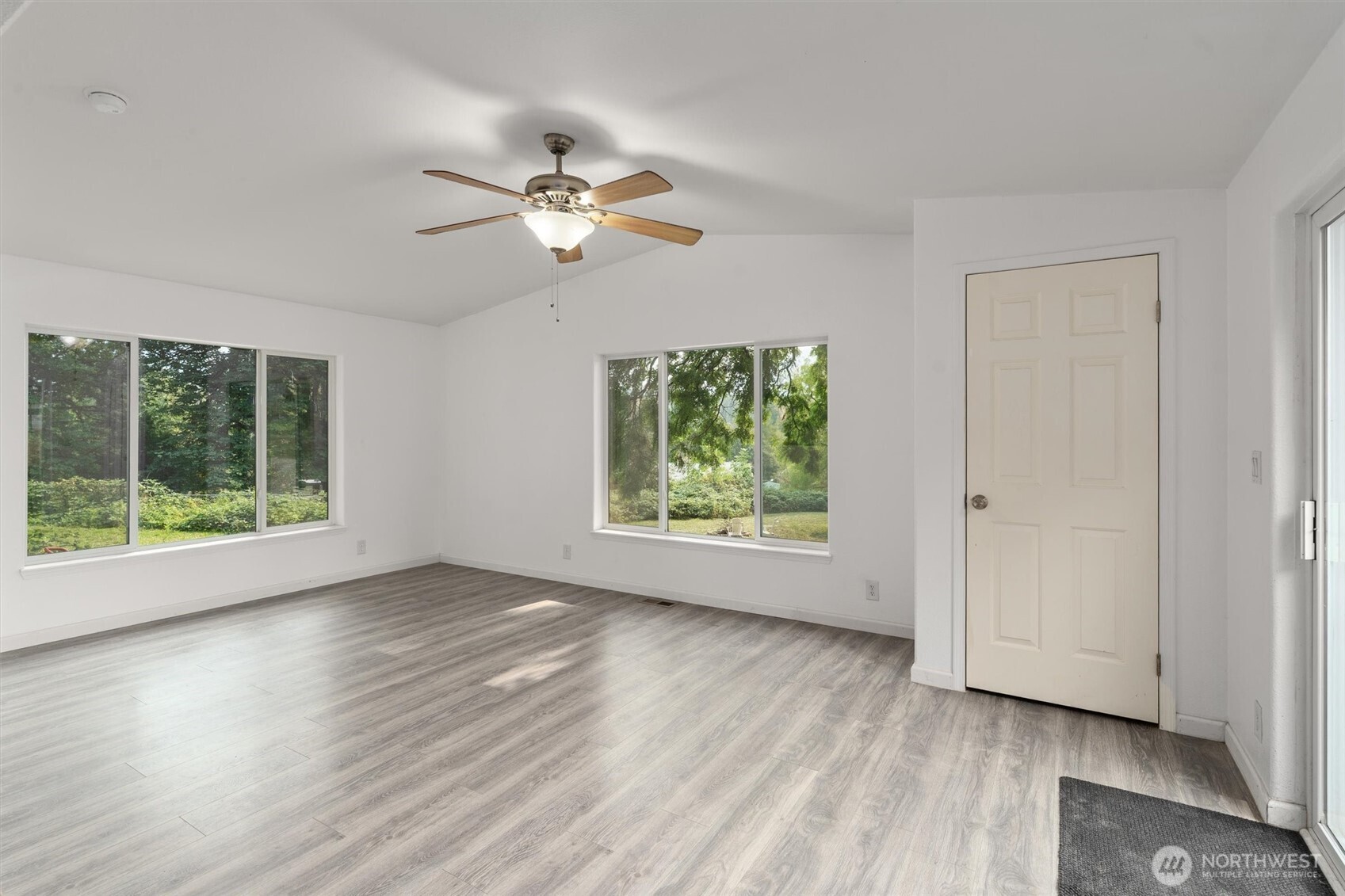 10939 Alfred Street , Rockport, WA 98283
