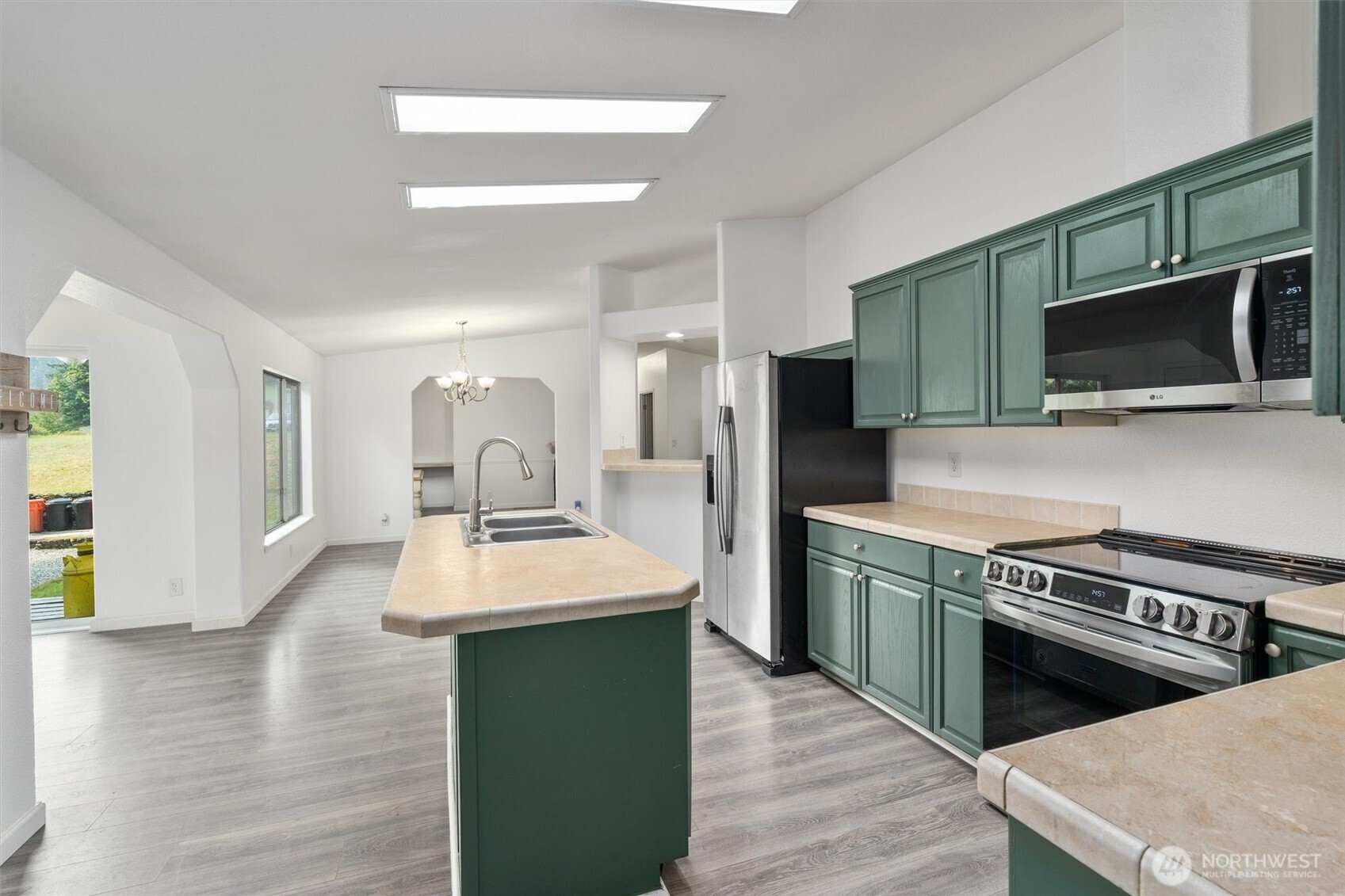 10939 Alfred Street , Rockport, WA 98283