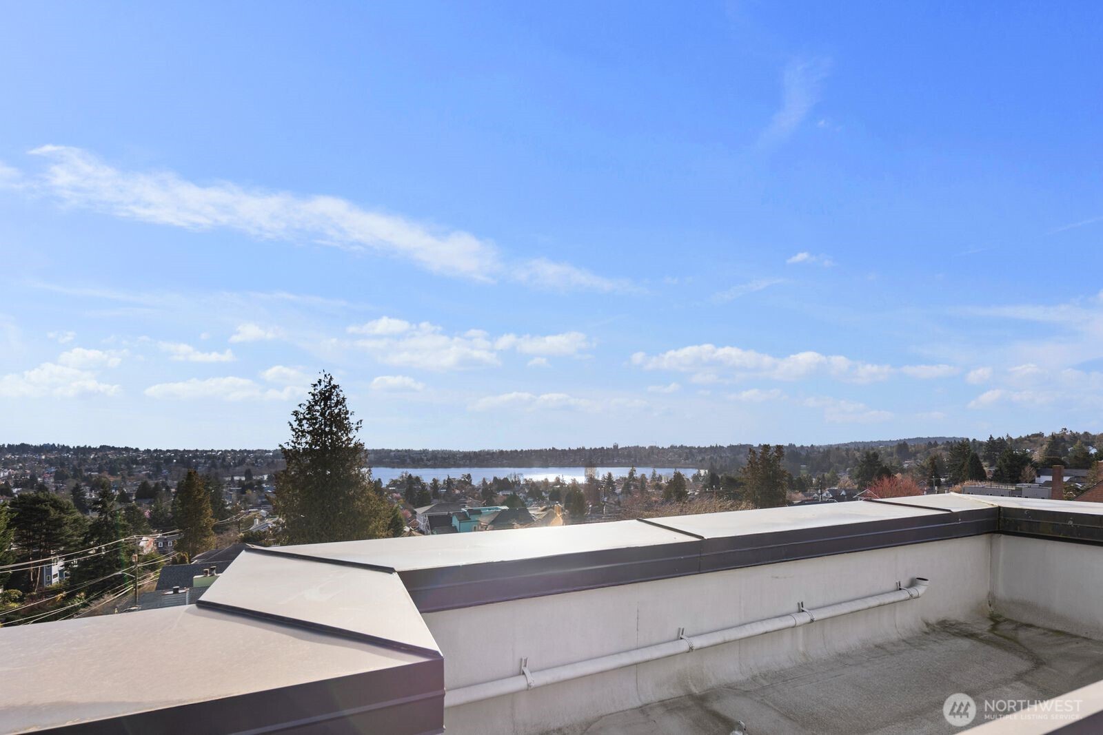 7116 Greenwood Avenue N #305, Seattle, WA 98103