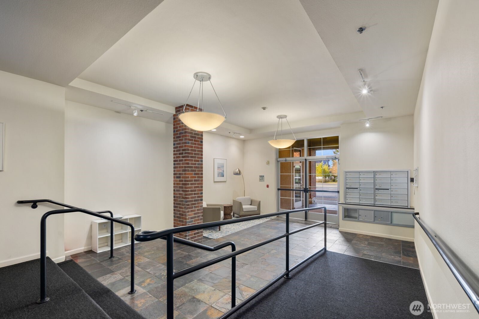 7116 Greenwood Avenue N #305, Seattle, WA 98103