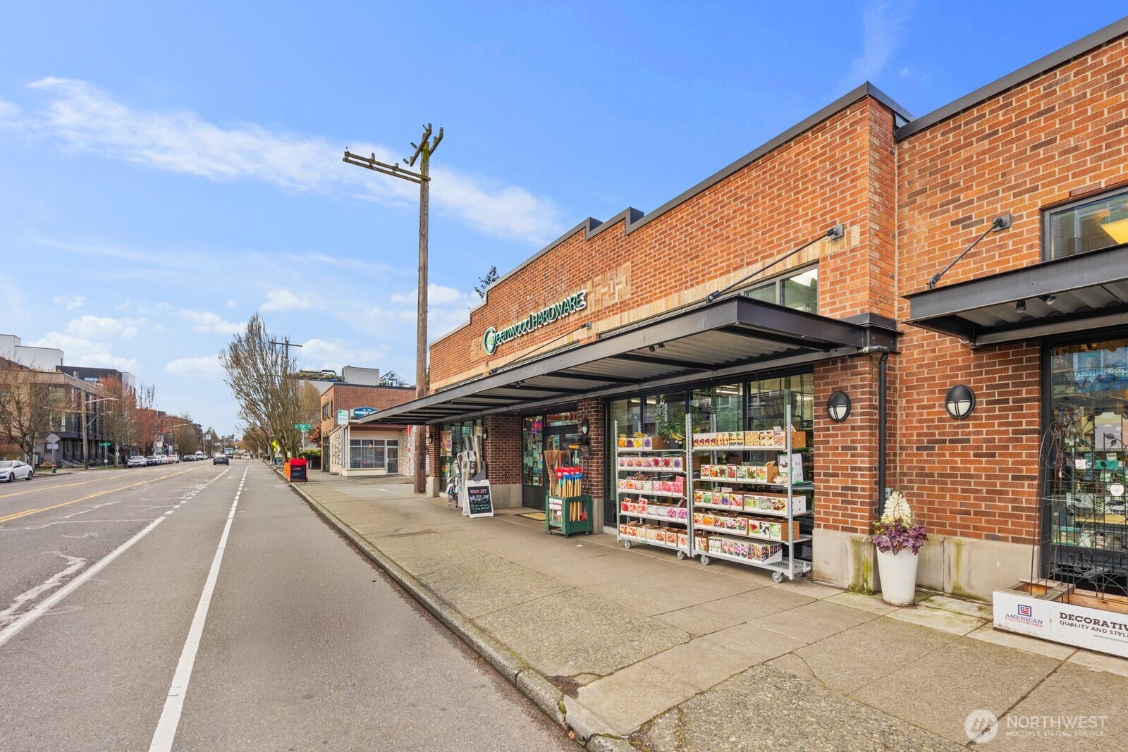 7116 Greenwood Avenue N #305, Seattle, WA 98103