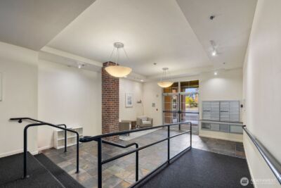 7116 Greenwood Avenue N #305, Seattle, WA 98103 - Photo 3