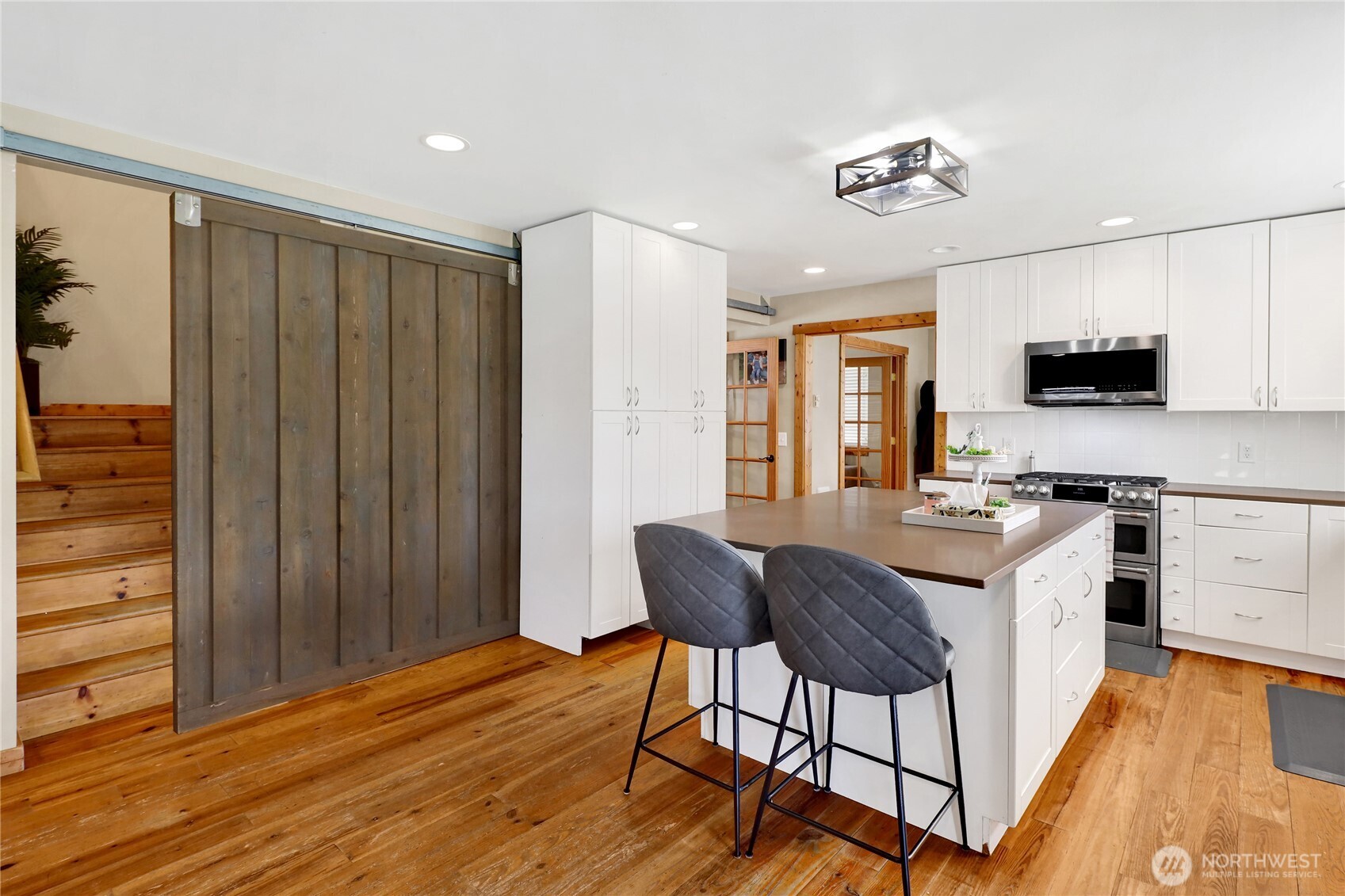 8457 Benson Road , Lynden, WA 98264