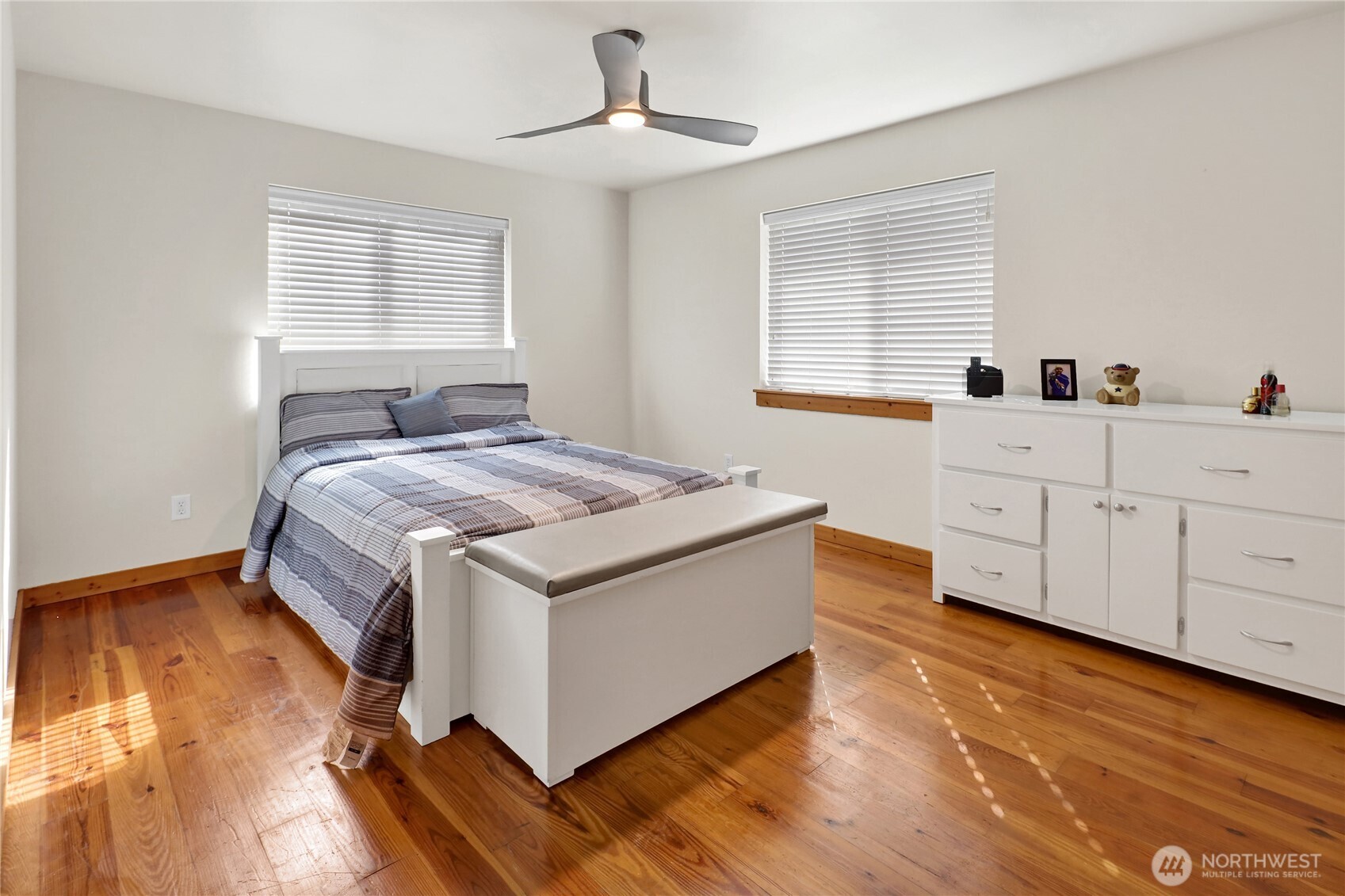 8457 Benson Road , Lynden, WA 98264