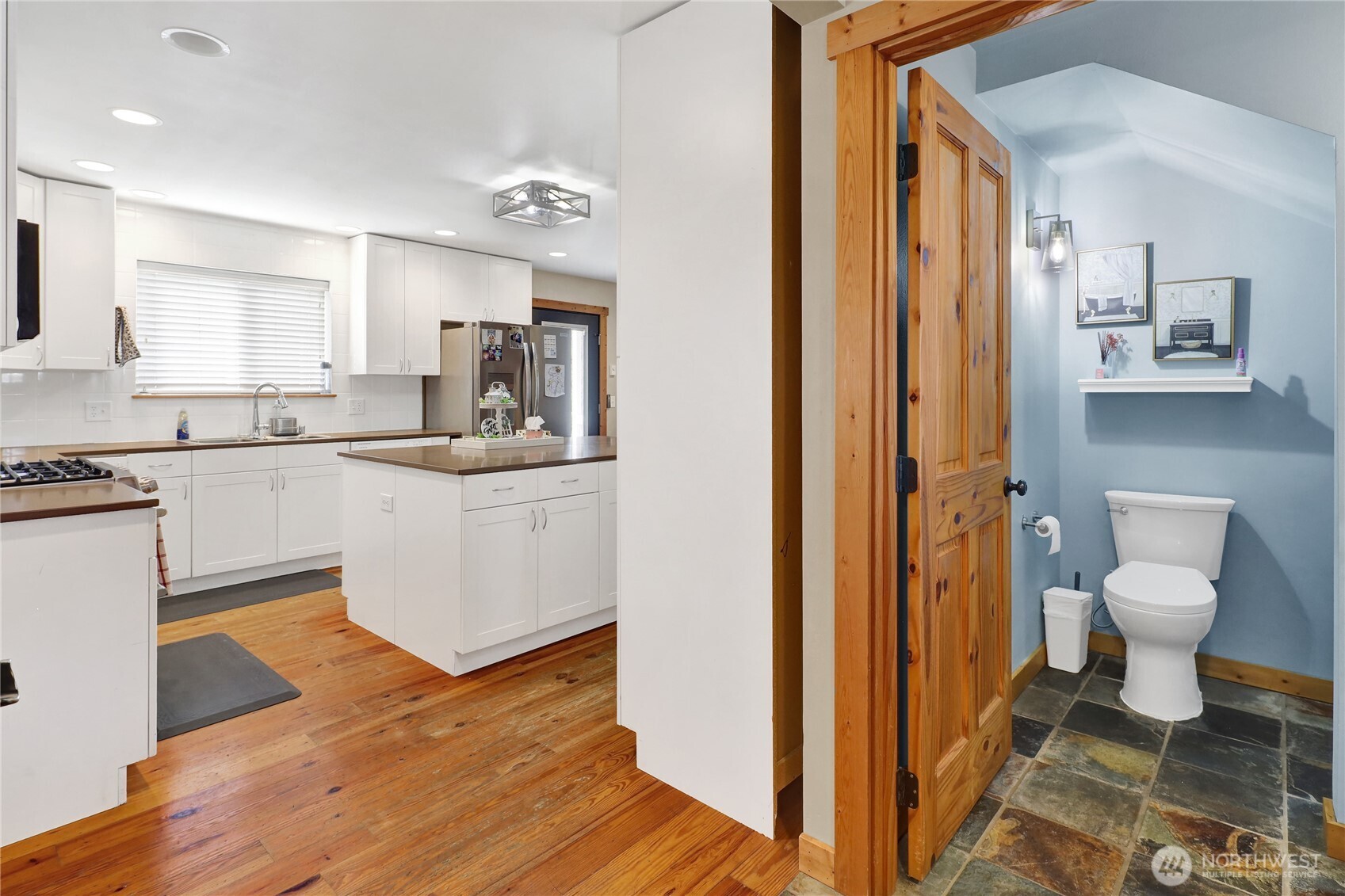 8457 Benson Road , Lynden, WA 98264