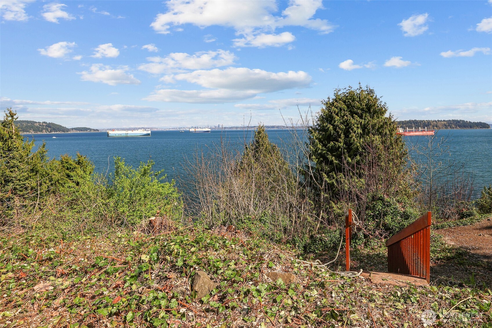 1679 Miracle Mile Drive E, Port Orchard, WA 98366