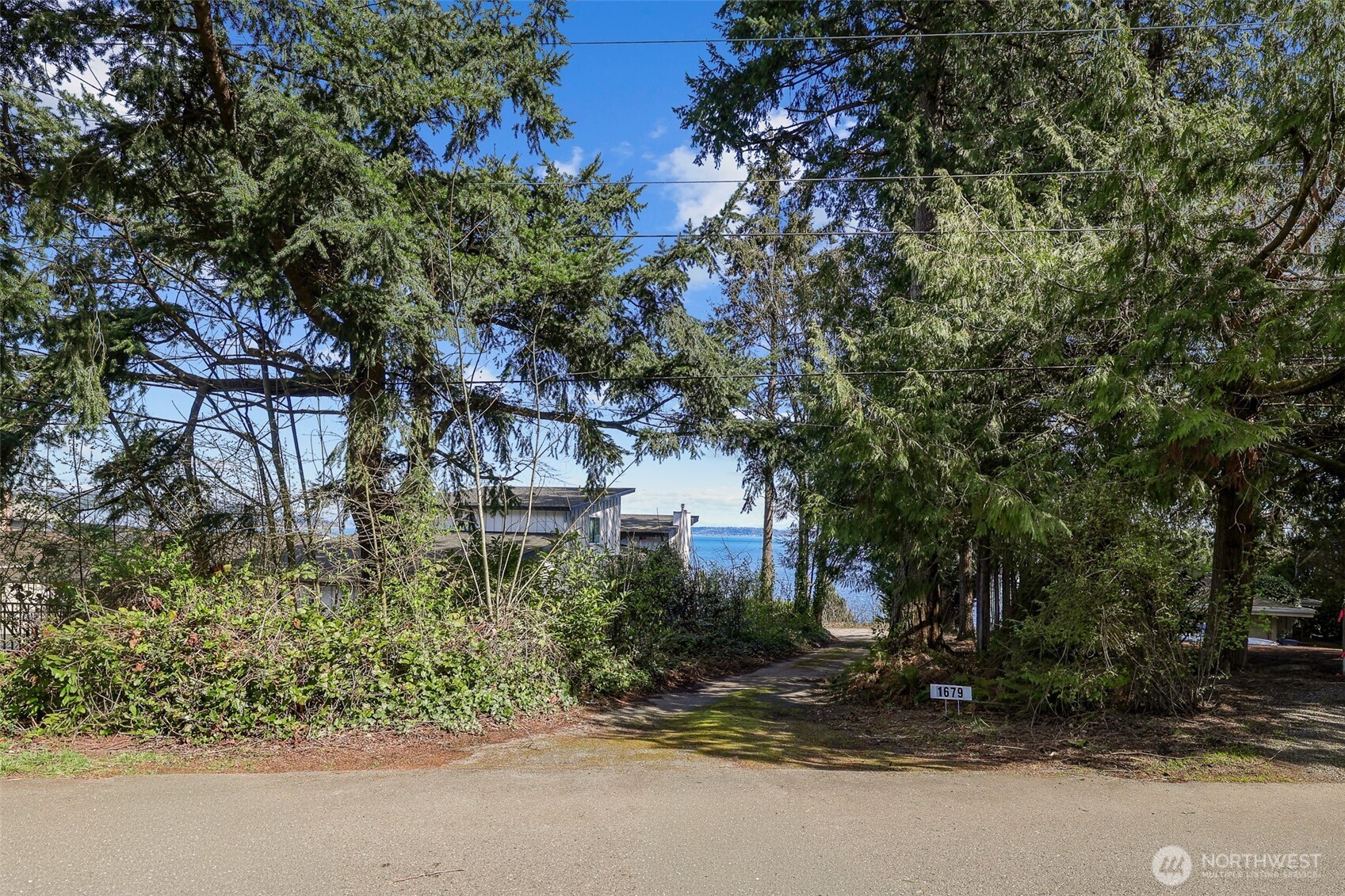 1679 Miracle Mile Drive E, Port Orchard, WA 98366