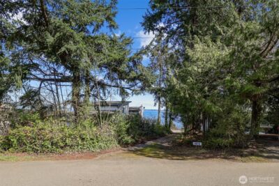 1679 Miracle Mile Drive E, Port Orchard, WA 98366 - Photo 3