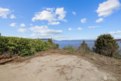 1679 Miracle Mile Drive E, Port Orchard, WA 98366 - Photo 7