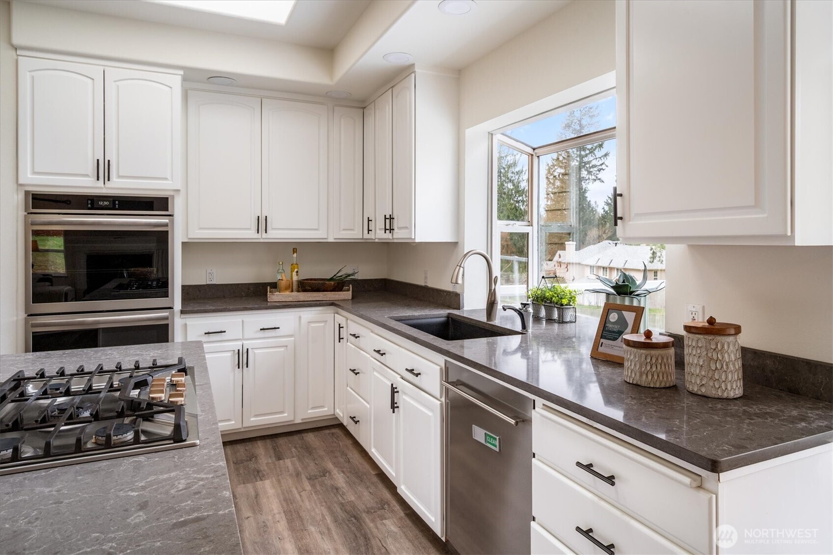 22910 NE 76th Street , Redmond, WA 98053