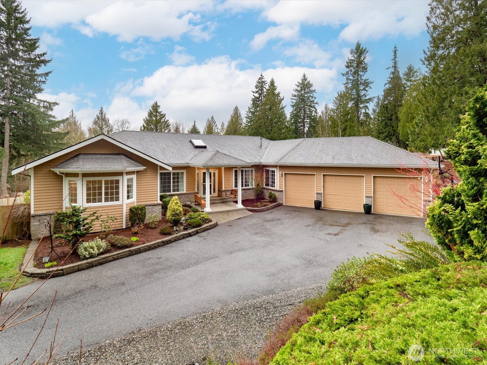 22910 NE 76th Street , Redmond, WA 98053