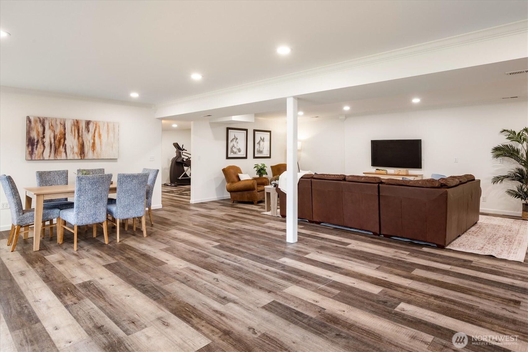 22910 NE 76th Street , Redmond, WA 98053