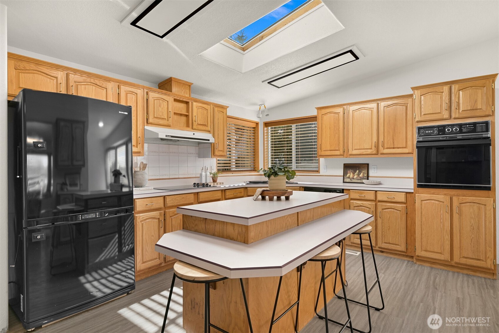 8356 Sea Breeze Court , Blaine, WA 98230