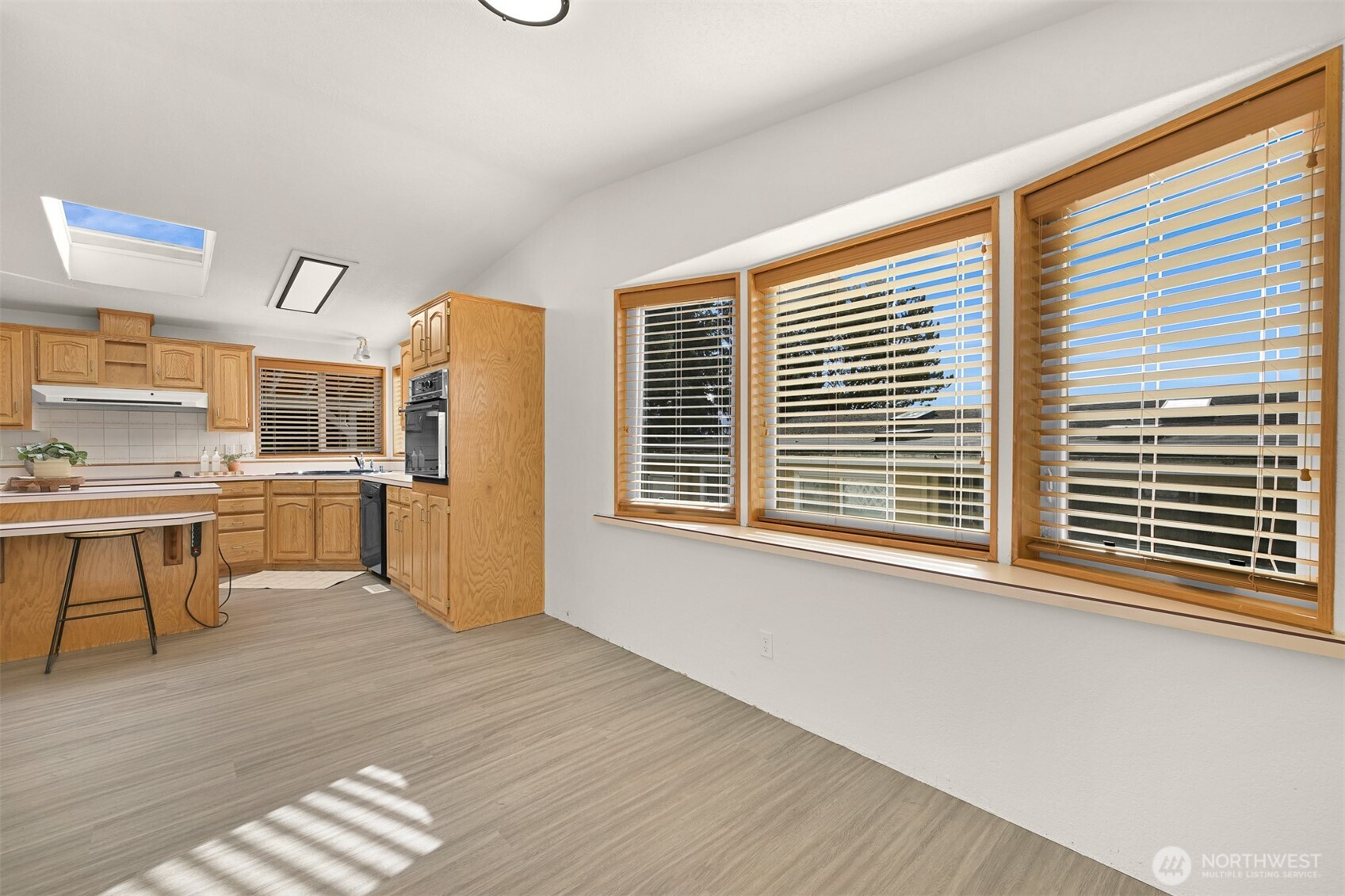 8356 Sea Breeze Court , Blaine, WA 98230